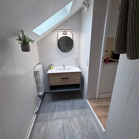 Maluna 2 Etage -proche Centre & Gare -wifi